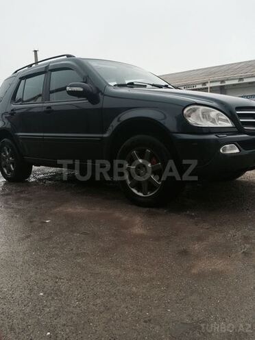 Mercedes ML 270 2002, 200,000 km - 2.7 л - Bakı