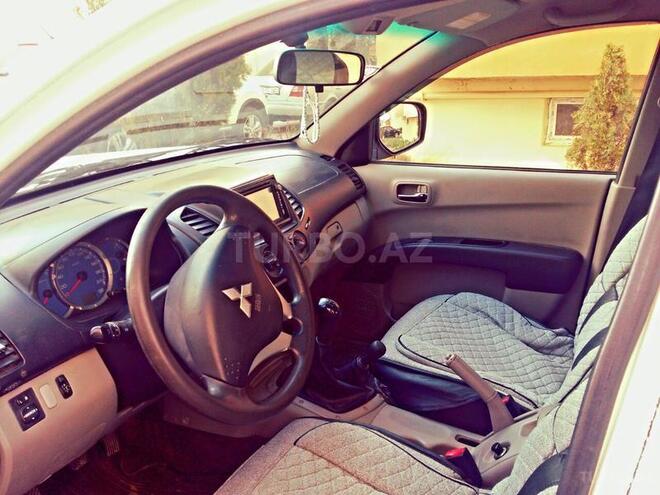 Mitsubishi L200 2008, 140,000 km - 2.5 л - Bakı