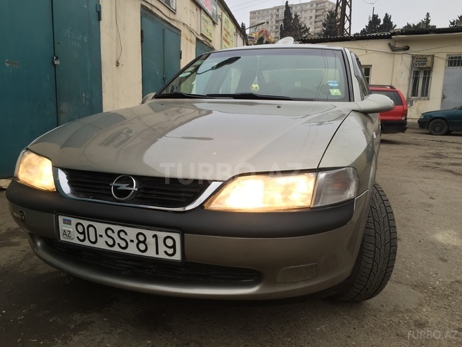 Opel Vectra 1997, 136,000 km - 1.8 l - Bakı