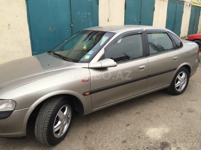 Opel Vectra 1997, 136,000 km - 1.8 l - Bakı