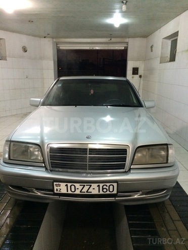 Mercedes C 230 1999, 176,000 km - 2.4 l - Bakı