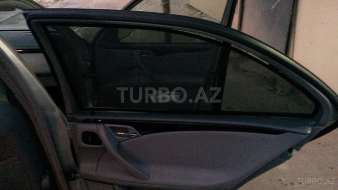 Mercedes E 240 2000, 190,000 km - 2.6 l - Bakı