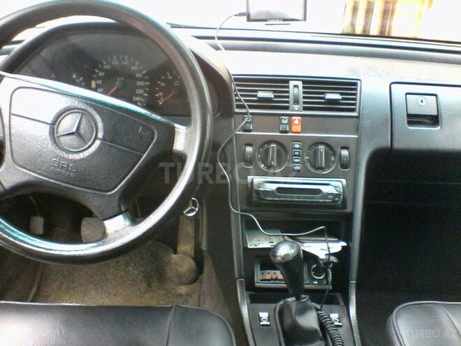 Mercedes C 180 1994, 240,000 km - 1.8 л - Bakı
