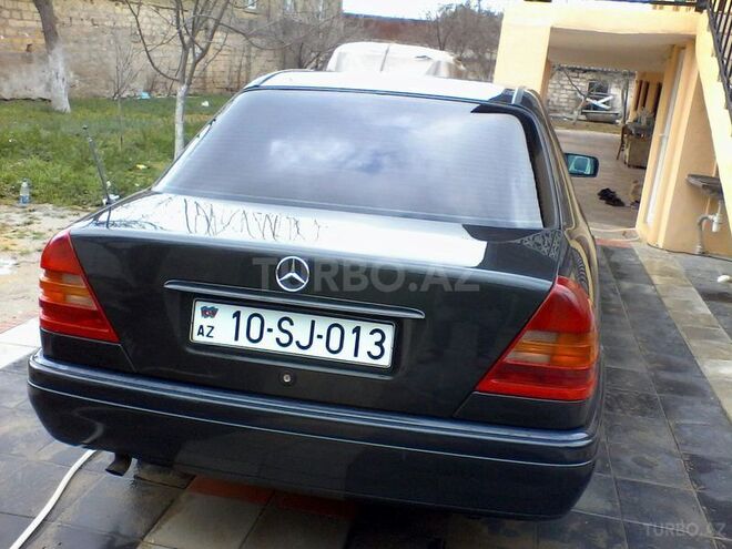 Mercedes C 180 1994, 240,000 km - 1.8 л - Bakı