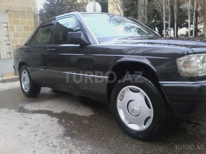 Mercedes E 200 1991, 40,000 km - 2.0 л - Bakı