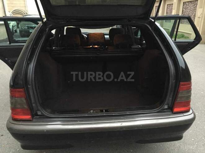 Mercedes C 220 2000, 230,000 km - 2.2 l - Bakı