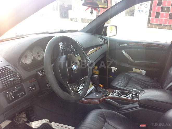 BMW X5 2005, 165,000 km - 4.8 л - Ucar