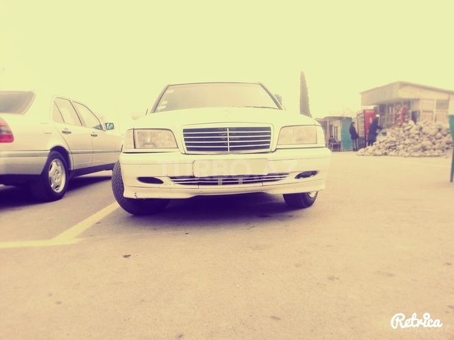 Mercedes C 180 1994, 238,000 km - 1.8 l - Bakı