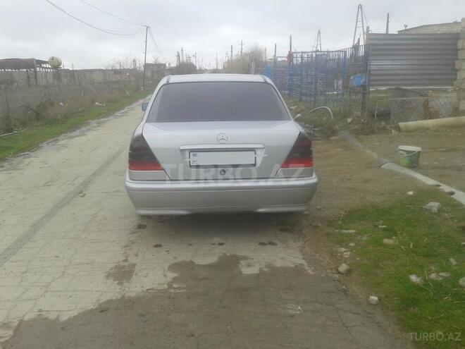 Mercedes C 220 1998, 238,000 km - 2.2 l - Bakı