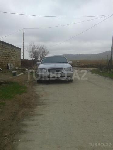 Mercedes C 220 1998, 238,000 km - 2.2 l - Bakı