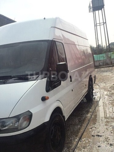 Ford Transit 2005, 280,000 km - 0.3 l - Astara