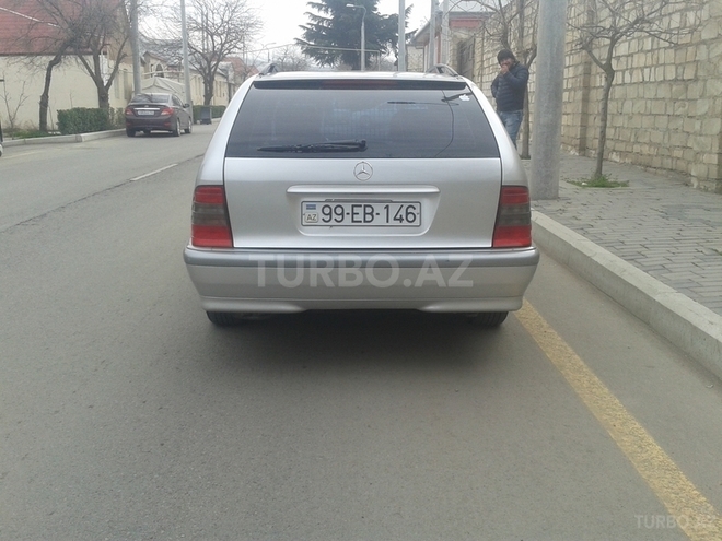 Mercedes C 200 2000, 180,000 km - 2.0 l - Şəmkir