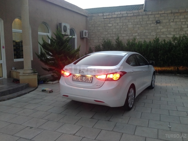 Hyundai Elantra 2013, 57,000 km - 1.8 l - Bakı