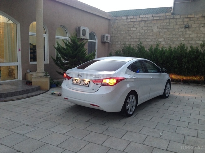 Hyundai Elantra 2013, 57,000 km - 1.8 l - Bakı