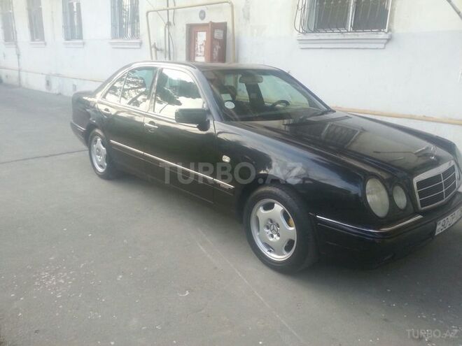 Mercedes E 230 1996, 358,000 km - 2.3 l - Bakı