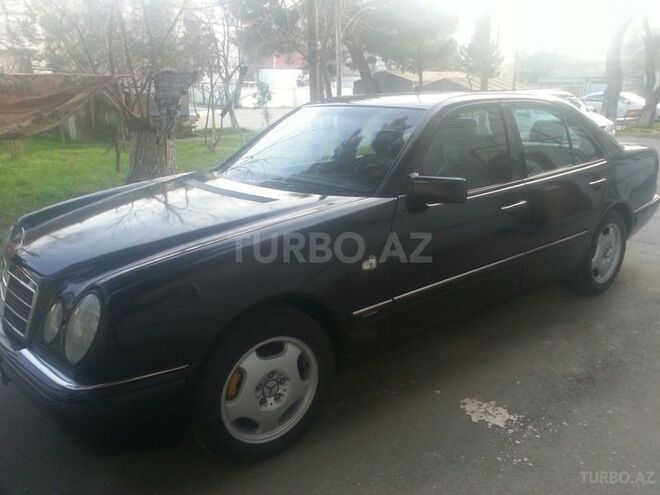 Mercedes E 230 1996, 358,000 km - 2.3 l - Bakı