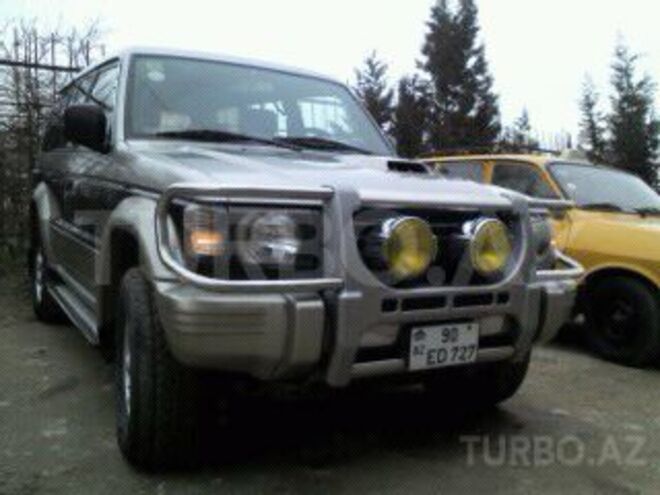 Mitsubishi Pajero 1996, 215,000 km - 2.8 l - Bakı