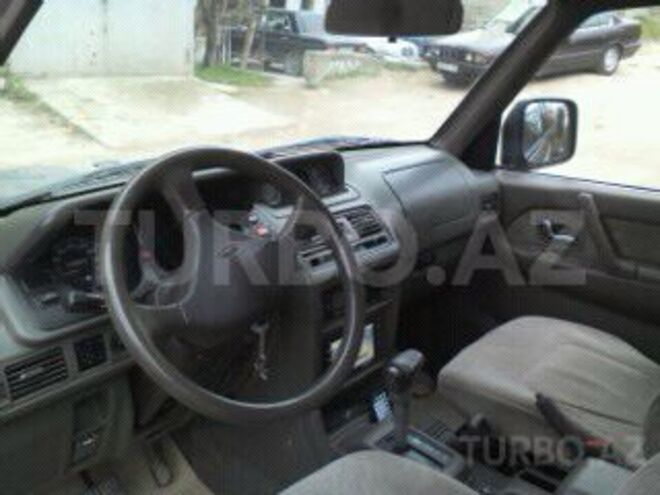 Mitsubishi Pajero 1996, 215,000 km - 2.8 l - Bakı
