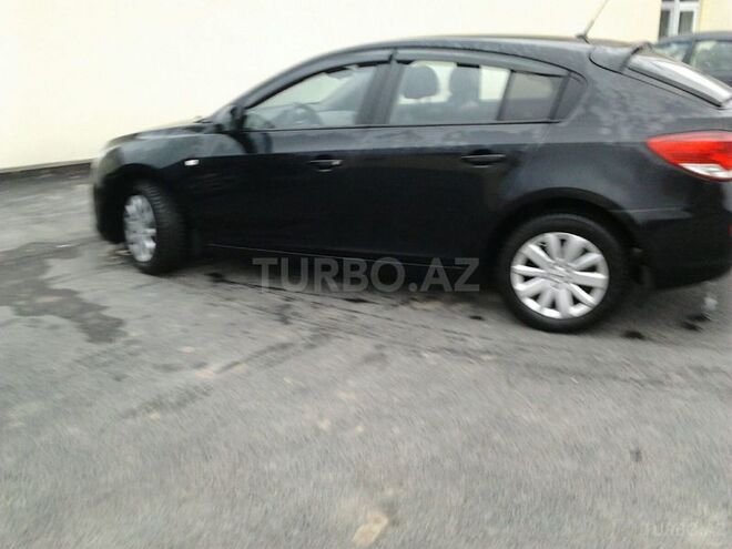 Chevrolet Cruze 2012, 100,000 km - 1.6 l - Qusar