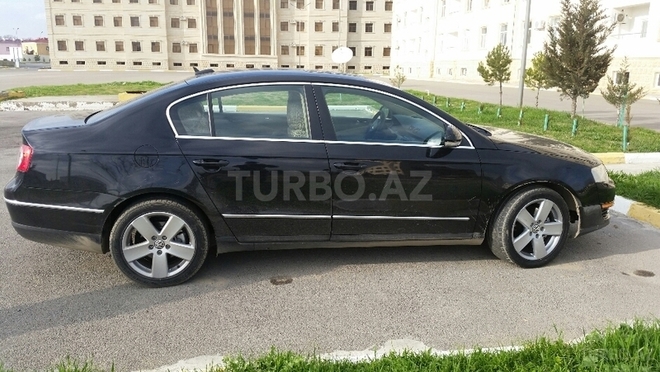 Volkswagen Passat 2006, 80,000 km - 2.0 л - Bakı