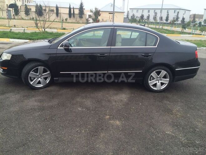 Volkswagen Passat 2006, 80,000 km - 2.0 л - Bakı
