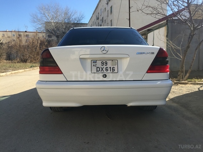 Mercedes C 200 1999, 173,000 km - 2.0 l - Bakı