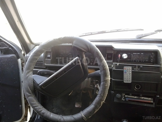 LADA (VAZ) 21099 1993, 2,500 km - 1.6 l - Bakı