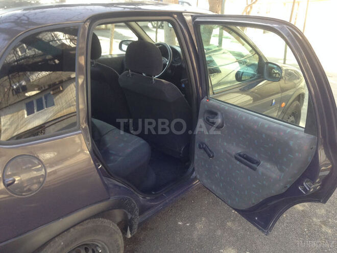 Opel Corsa 1998, 200,000 km - 1.4 l - Bakı