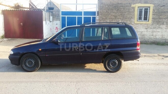 Opel Astra 1997, 356,882 km - 1.6 л - Bakı