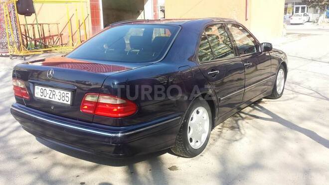 Mercedes E 220 1999, 380,000 km - 2.2 л - Bakı