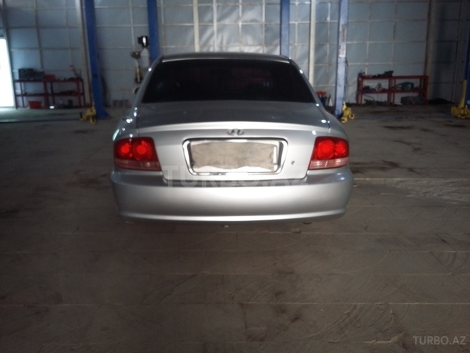 Hyundai Sonata 2003, 204,000 km - 2.0 л - Bakı