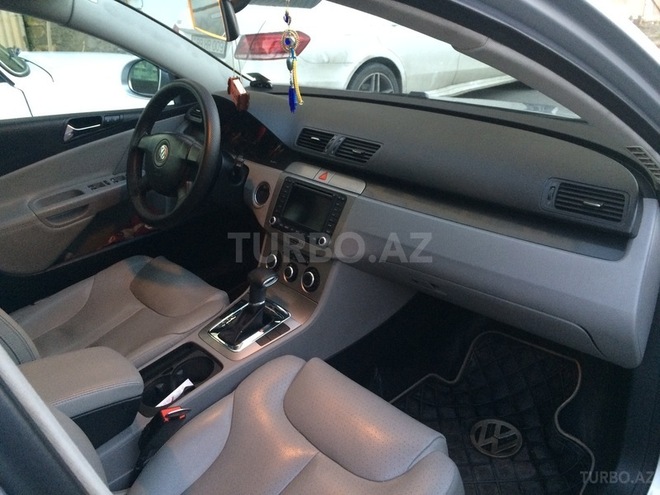 Volkswagen Passat 2006, 200,000 km - 2.0 l - Bakı