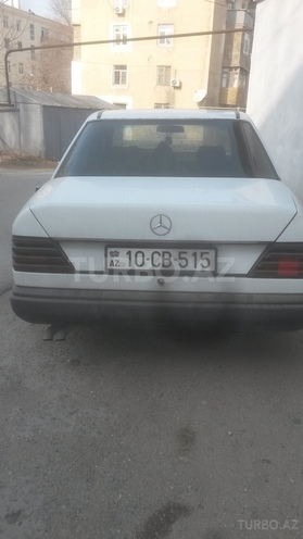 Mercedes E 300 1989, 250,000 km - 3.0 l - Bakı