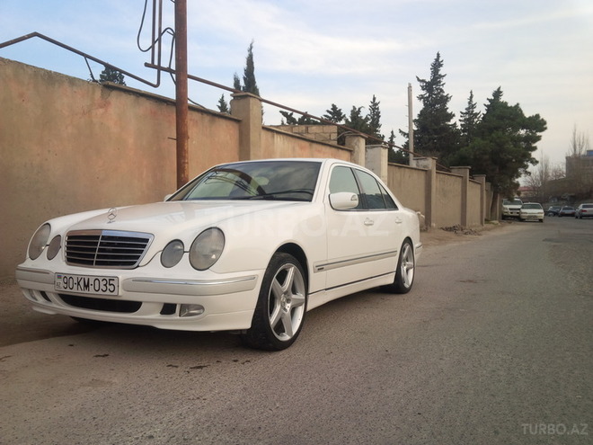 Mercedes E 240 2000, 213,540 km - 2.6 l - Bakı