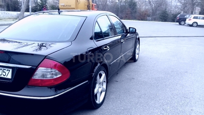 Mercedes E 350 2008, 176,000 km - 3.5 l - Bakı