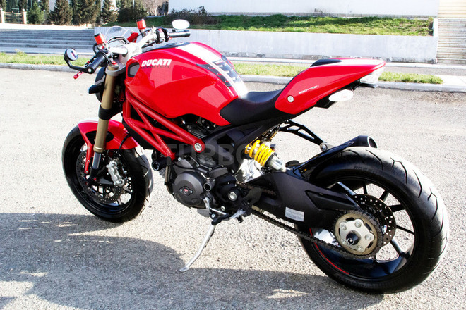 Ducati 1100 EVO 2012, 12,700 km - 1.1 l - Gəncə