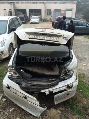 Mercedes C 200 2001, 210,000 km - 2.0 л - Bakı