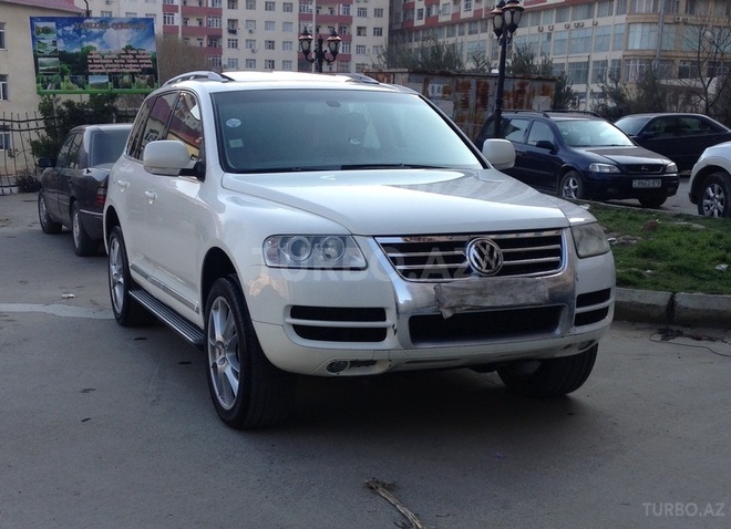 Volkswagen Touareg 2004, 107,000 km - 4.2 l - Bakı