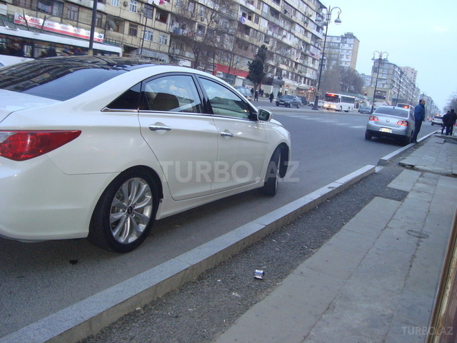 Hyundai Sonata 2010, 100,000 km - 2.4 l - Bakı