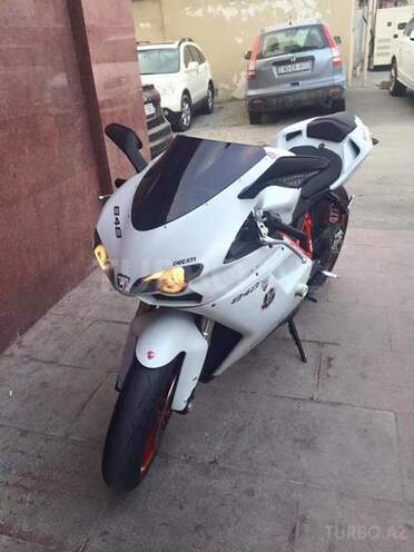 Ducati  2012, 1,795 km - 0.9 л - Bakı