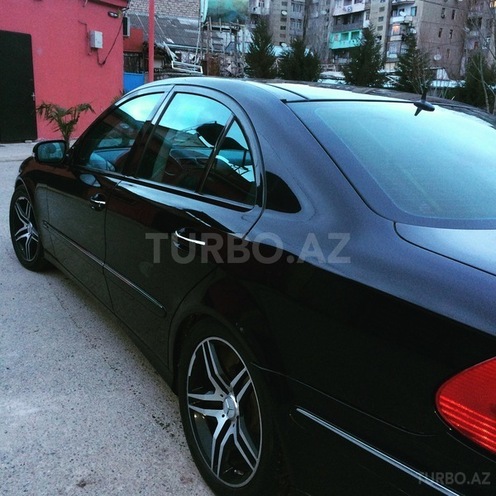 Mercedes E 220 2007, 203,000 km - 2.2 л - Bakı