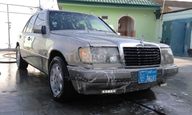 Mercedes E 230 1992, 201,000 km - 2.3 л - Bərdə