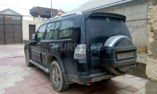 Mitsubishi Pajero 2007, 200,000 km - 3.0 л - Sumqayıt