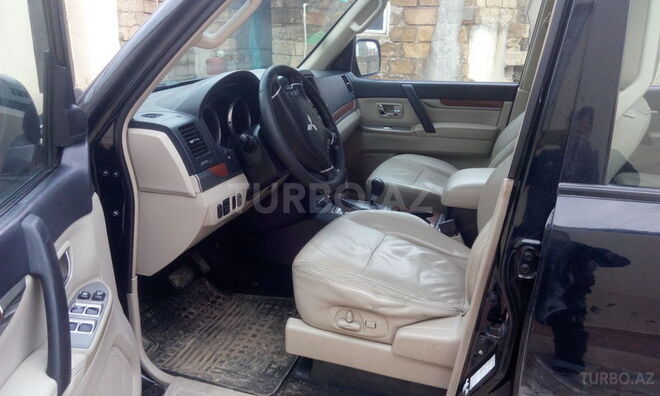Mitsubishi Pajero 2007, 200,000 km - 3.0 л - Sumqayıt