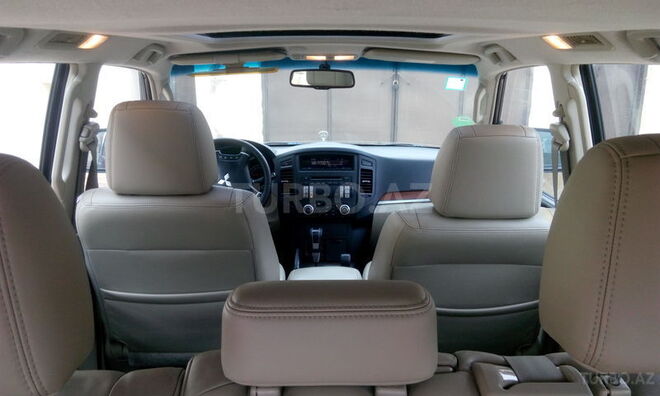 Mitsubishi Pajero 2007, 200,000 km - 3.0 л - Sumqayıt