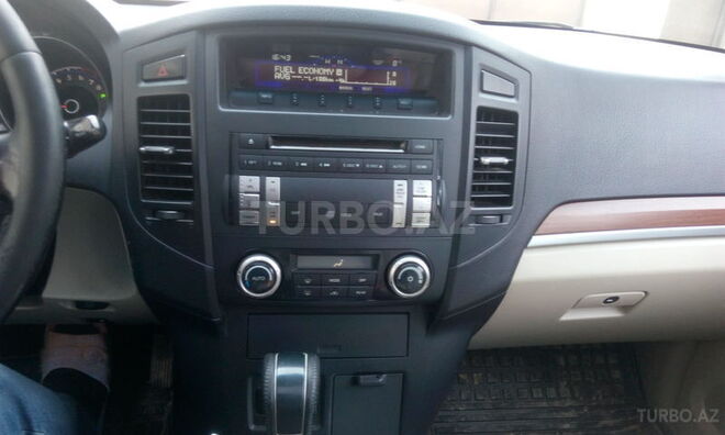 Mitsubishi Pajero 2007, 200,000 km - 3.0 л - Sumqayıt