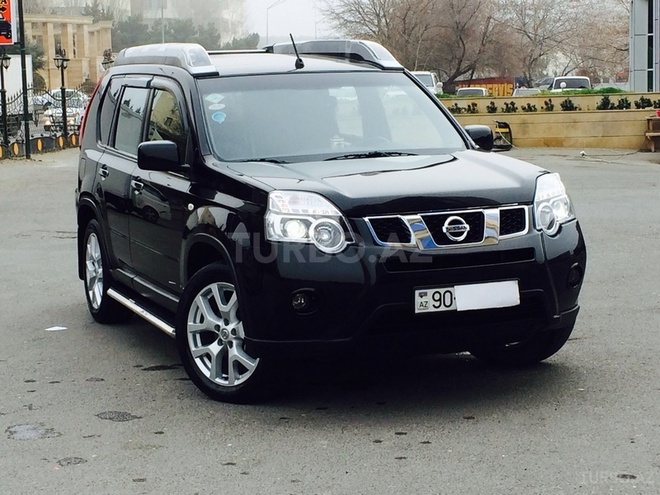 Nissan X-Trail 2013, 68,000 km - 2.5 l - Bakı