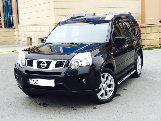 Nissan X-Trail 2013, 68,000 km - 2.5 l - Bakı