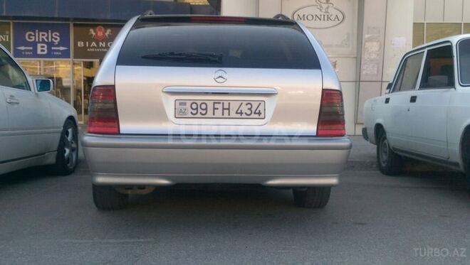 Mercedes C 220 2000, 211,000 km - 2.2 л - Bakı