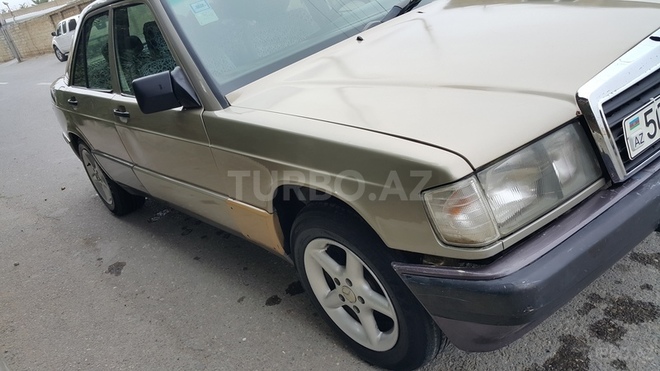 Mercedes 190 1993, 312,370 km - 2.0 l - Sumqayıt
